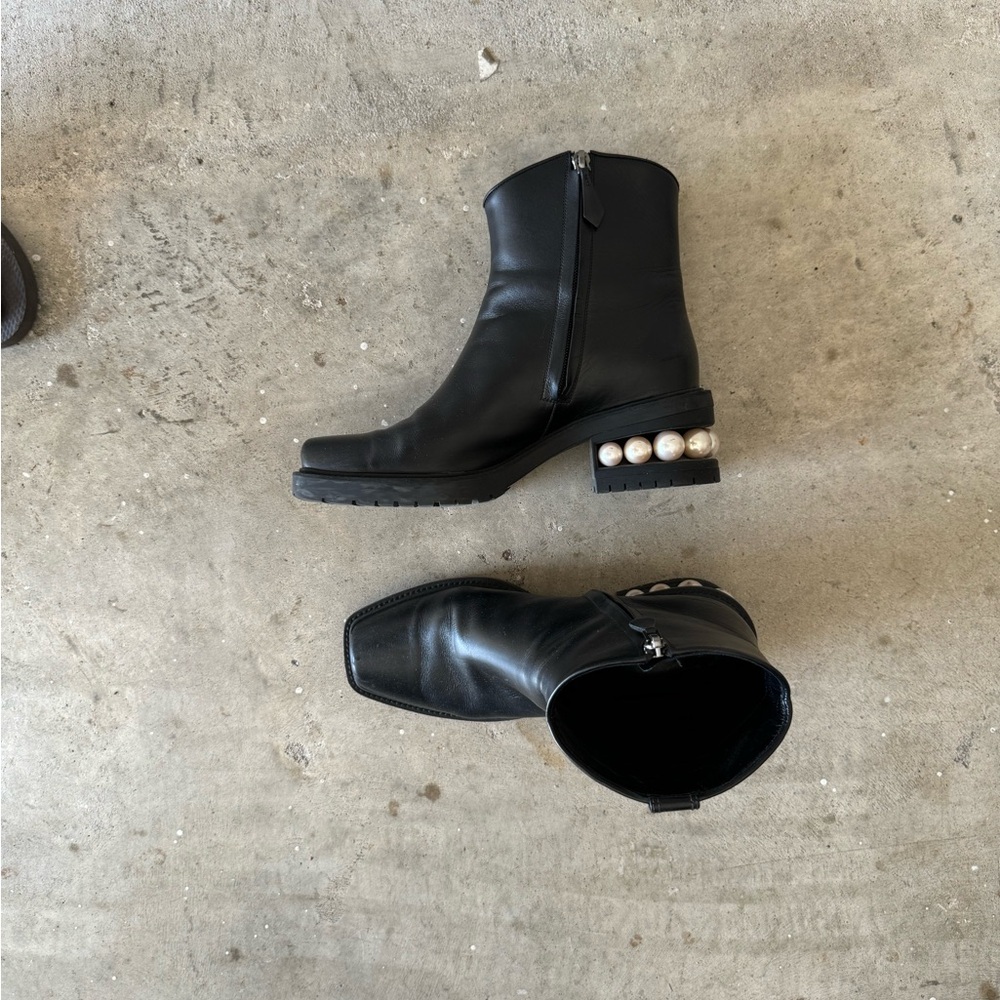 Nicholas Kirkwood Pearl booties